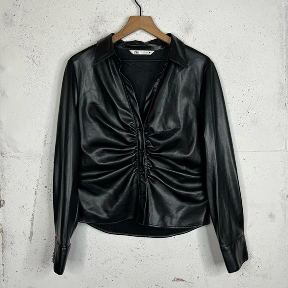 Zara Faux Leather Vegan Leather Button Down Blouse Top Size XL - Picture 3 of 11